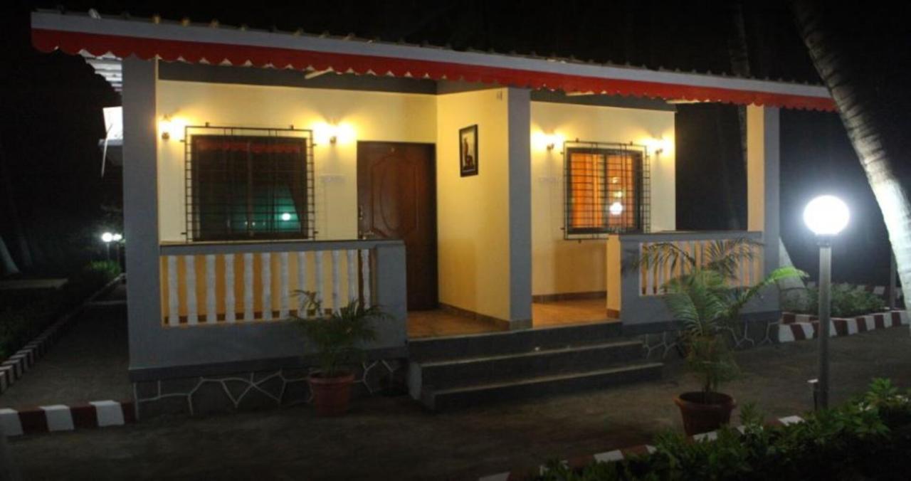Madhuvan Farm Cottage Alībāg Eksteriør billede